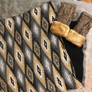 Anthropologie Infinity Scarf & Fingerless Mittens
